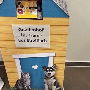 Rewe - Spenden für Tiere in Not - Grocery Near Me - Germering, BY
