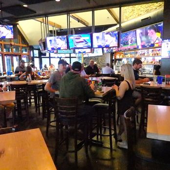 Yogi's Bar & Grill - Interior - Sports Bars Near Me - Upper Arlngtn, Ohio Yogi's Bar & Grill - Interior - Sports Bars Near Me - Upper Arlngtn, Ohio