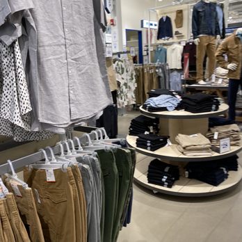 Gap Factory Store - Outlet Stores Near Me - New Westminster, British Columbia Gap Factory Store - Outlet Stores Near Me - New Westminster, British Columbia