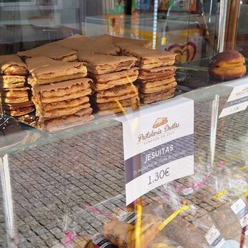 Dantas Parente & Irmãos - Padaria, Pastelaria - This was hilarious:  in (Northern) Portugal, those "Jesuitas" (Jesuits) are some sort of pastry and NOT an empanada, like I thought. - Restaurants Near Me - Viana do Castelo, 16