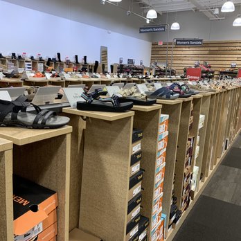 DSW Designer Shoe Warehouse - Shoe Stores Near Me - Vallejo, California DSW Designer Shoe Warehouse - Shoe Stores Near Me - Vallejo, California