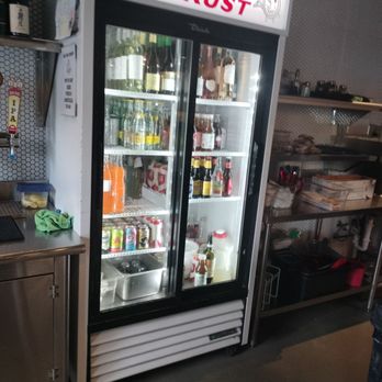 Home Slice Pizza - Drinky drinks. - Pizza Near Me - Austin, Texas