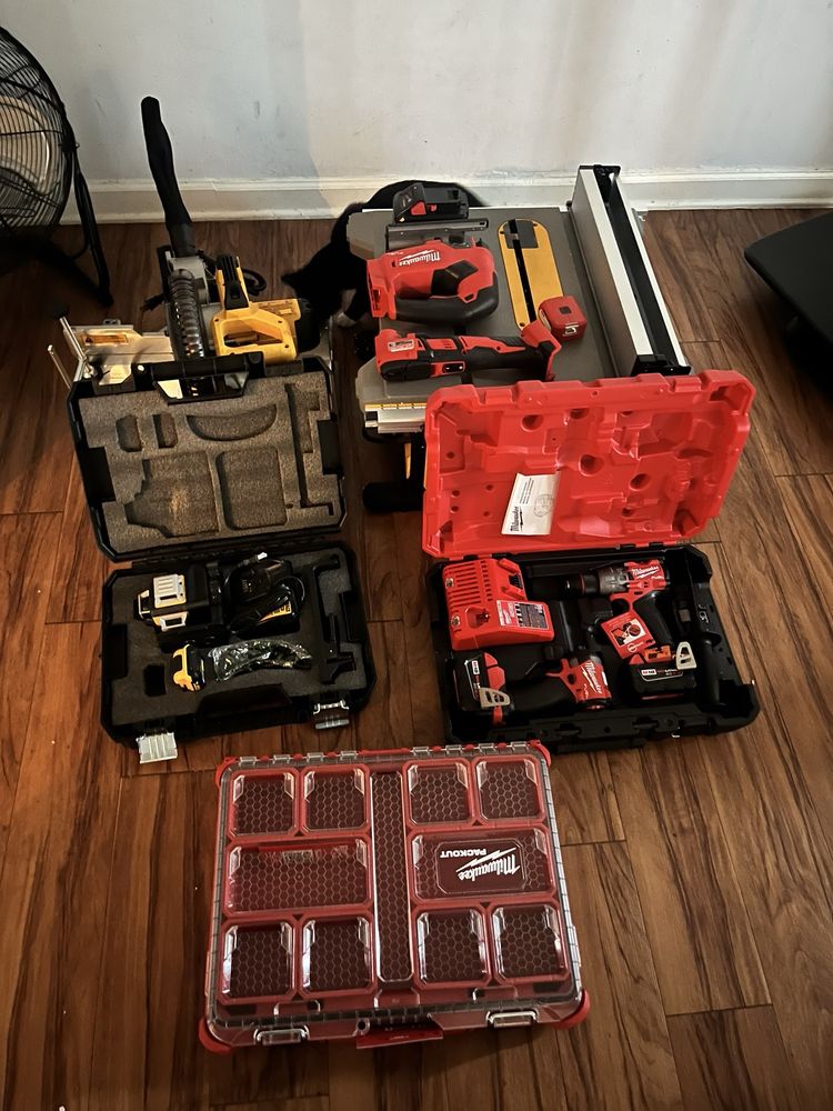 TOOLS R’ US - Updated February 2026 - 21 Photos - 12345 Mountain Ave ...