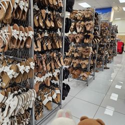 Jeans Warehouse - Footwear
