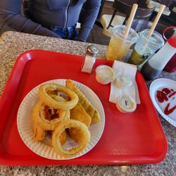 Alaskan Fish & Chips - Combo D