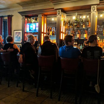 Delmonico's Steakhouse - Steakhouses Near Me - Independence, Ohio