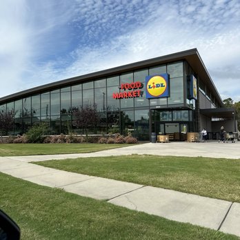 Lidl - Outside - Grocery Near Me - Concord, North Carolina