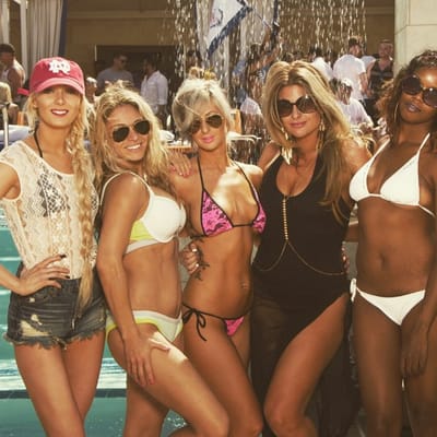 Sapphire Pool & Dayclub by null