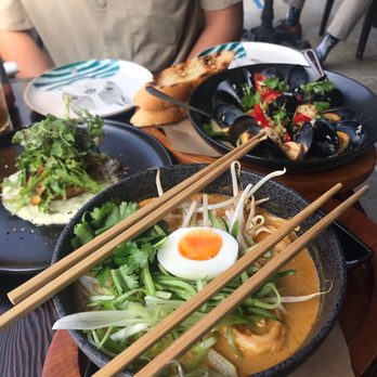 Blasteran - Laksa Lemak, mussels, and Crab cake - Asian Fusion Near Me - Culver City, California Blasteran - Laksa Lemak, mussels, and Crab cake - Asian Fusion Near Me - Culver City, California