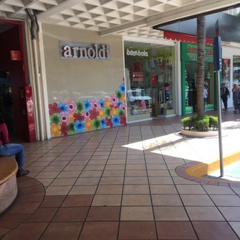Arnoldi - outside sign - Desserts Near Me - Zapopan, JAL