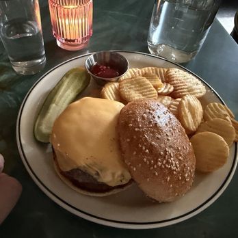 Tavern Next Door - Burger - Cocktail Bars Near Me - Brooklyn, New York