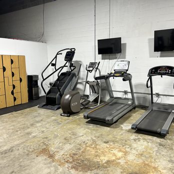 Legacy Barbell Club - Gyms Near Me - Indianapolis, Indiana Legacy Barbell Club - Gyms Near Me - Indianapolis, Indiana