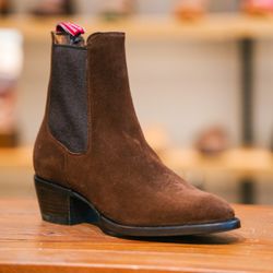 Ariat