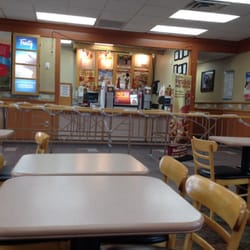 Wendy's - Counter at 11:00 am