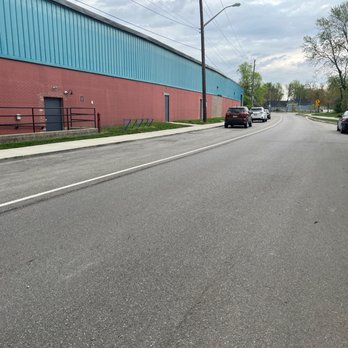 The Fowling Warehouse Indianapolis - Street parking for Fowling - Sports Bars Near Me - Indianapolis, Indiana
