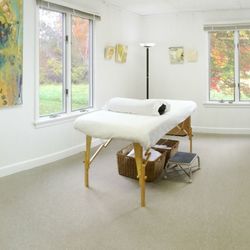 Concord Center Acupuncture & Herbal Medicine - Concord Center Acupuncture and Herbal Medicine - Treatment Room