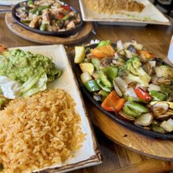 Gran Ranchero - Veggie fajitas, chicken fajitas