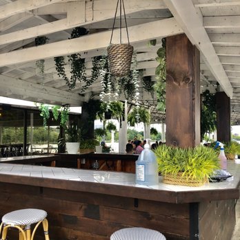 Umbrella Bar - Patio - Bars Near Me - Ottawa, Ontario