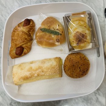 Tous Les Jours - Pastries both savory and sweet! - Bakeries Near Me - Omaha, Nebraska