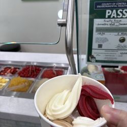 Original, mango ,pomegranate, and peanut  butter .