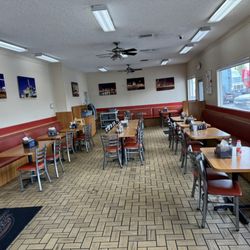 Jim's Burgers - Interior
