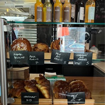 La Bicyclette Bakery - Bakeries Near Me - Brooklyn, New York