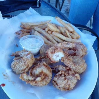 Blue Parrot Grill - Fried shrimp platter - New American Near Me - Mooresville, North Carolina Blue Parrot Grill - Fried shrimp platter - New American Near Me - Mooresville, North Carolina