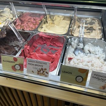Venchi - Gelato Near Me - Santa Clara, California Venchi - Gelato Near Me - Santa Clara, California