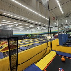 iRise Trampoline & Fun Park