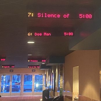 Century 16 Cedar Hills - Cinema Near Me - Beaverton, Oregon