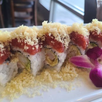 Junmai Sushi Bar & Grill - Maui waui roll 5/5 I loved everything - Sushi Bars Near Me - Vista, California Junmai Sushi Bar & Grill - Maui waui roll 5/5 I loved everything - Sushi Bars Near Me - Vista, California