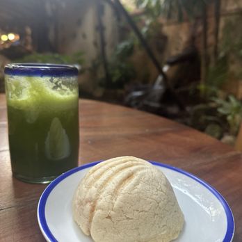 La Cueva del Chango - Conchita y jugo verde - Eastern Mexican Near Me - Playa del Carmen, ROO