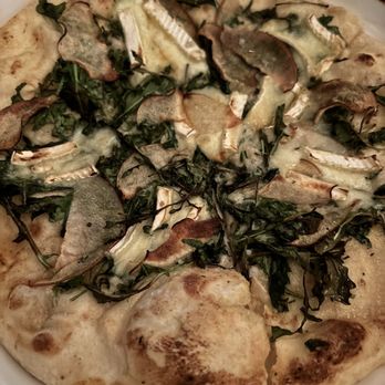 Bacari GDL - 5/5 Asian pear & Brie pizza $14 - Mediterranean Near Me - Glendale, California Bacari GDL - 5/5 Asian pear & Brie pizza $14 - Mediterranean Near Me - Glendale, California