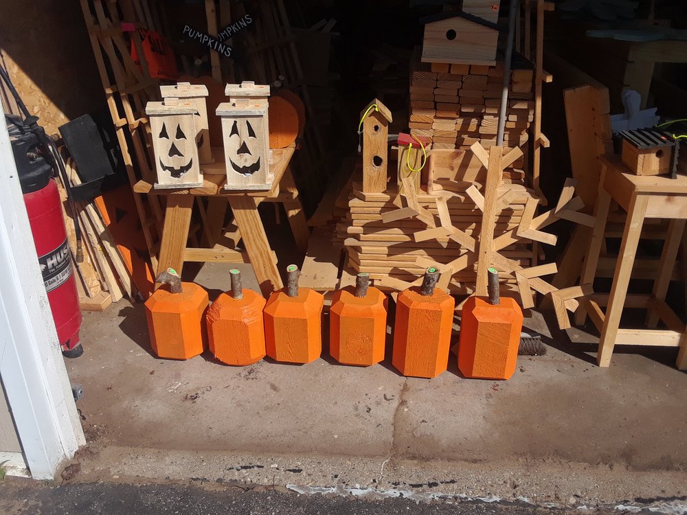 LR WOODCRAFTERS Updated May 2024 Request a Quote 2214 W Avalon Rd