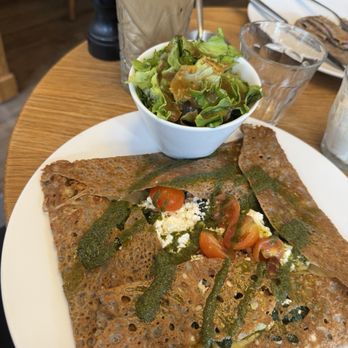 La Crêperie - Mykonos crepe (spinach added) - Creperies Near Me - Paris, 75 La Crêperie - Mykonos crepe (spinach added) - Creperies Near Me - Paris, 75