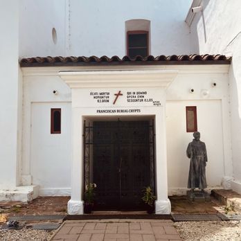 Mission San Luis Rey - Museums Near Me - Oceanside, California