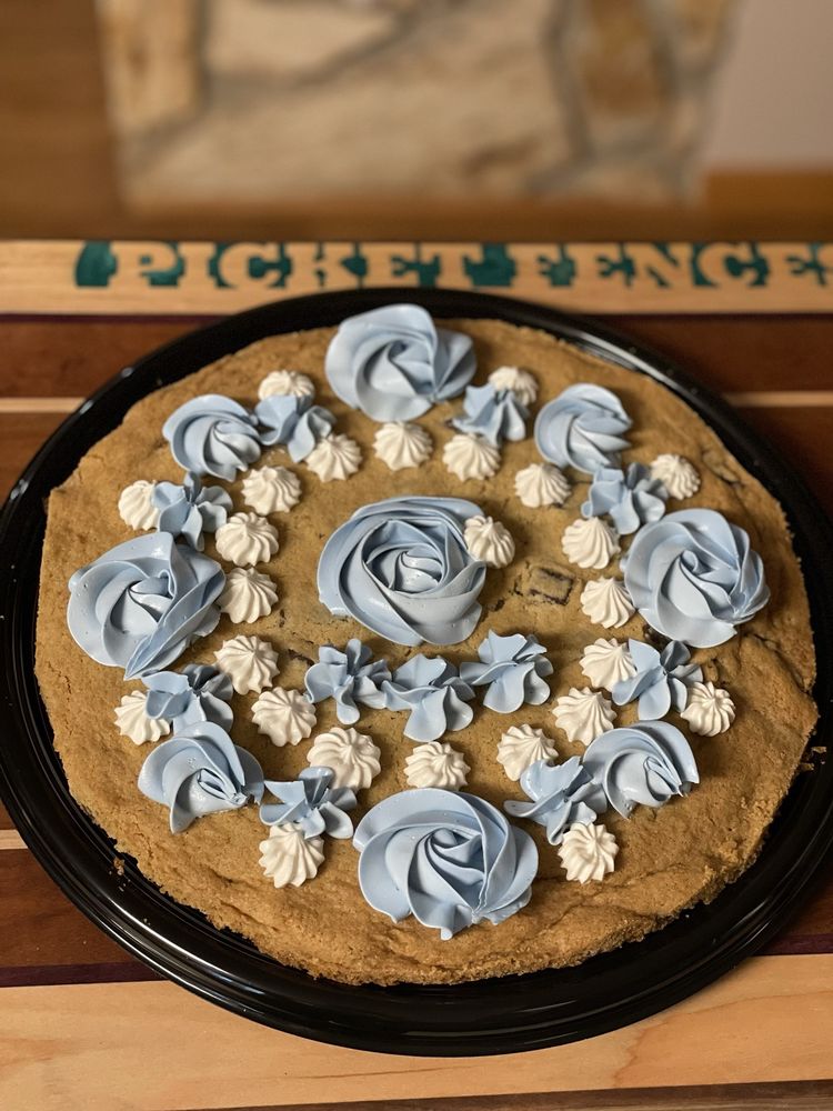 PICKET FENCES BAKERY Updated September 2024 55 Photos Tallmadge, Ohio Bakeries