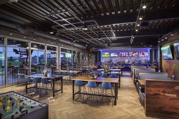 TopGolf by null