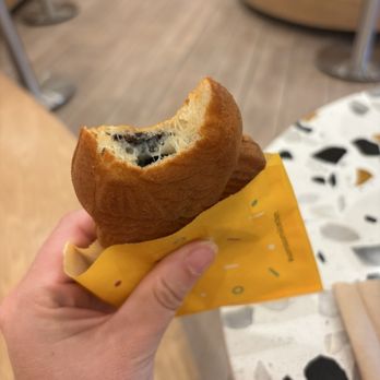 Somisomi - Oreo taiyaki- yum! - Desserts Near Me - Austin, Texas Somisomi - Oreo taiyaki- yum! - Desserts Near Me - Austin, Texas