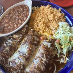 Mis Tres Amigos Mexican Restaurant & Cantina - Chicken mole enchiladas,
