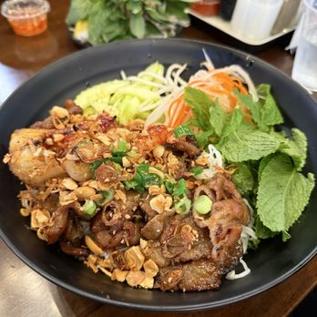 Pho Now - Shrimp, barbecue pork, vermicelli, cucumbers,bean sprouts, carrots and daikons with peanuts. - Vietnamese Near Me - San Jose, California Pho Now - Shrimp, barbecue pork, vermicelli, cucumbers,bean sprouts, carrots and daikons with peanuts. - Vietnamese Near Me - San Jose, California