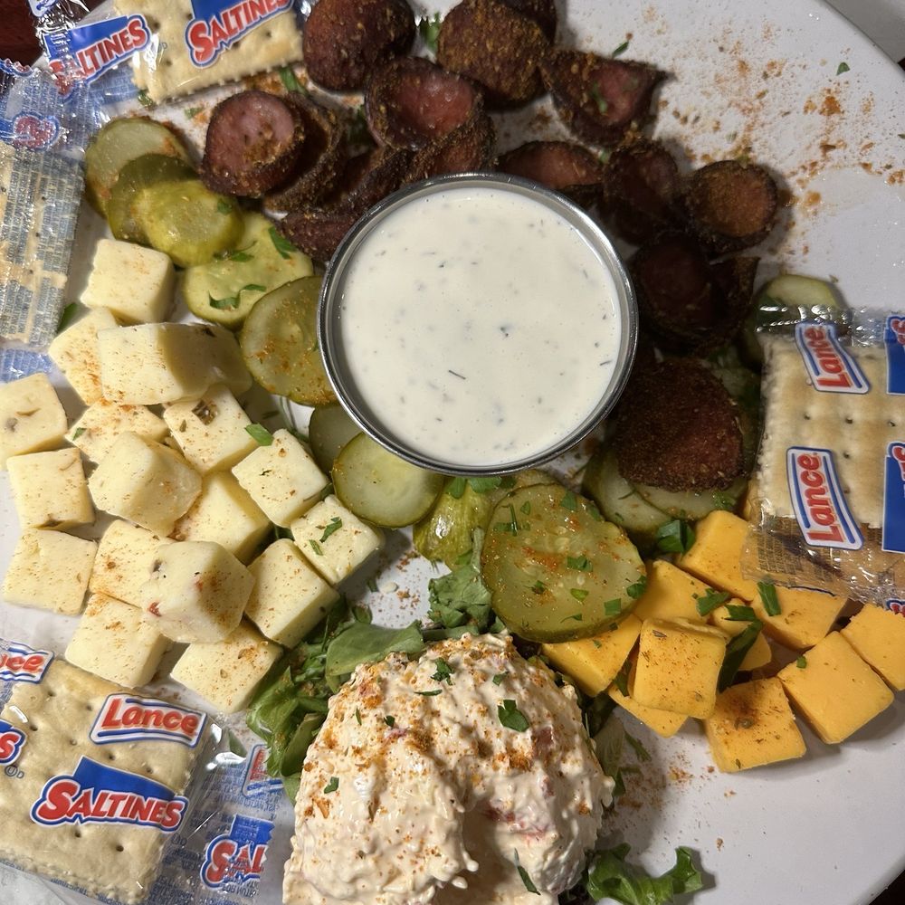 AC's Steakhouse Pub - Hernando - Sausage cheese plate - American Near Me - Hernando, Mississippi