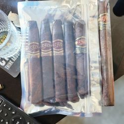 Mike's Cigar Room