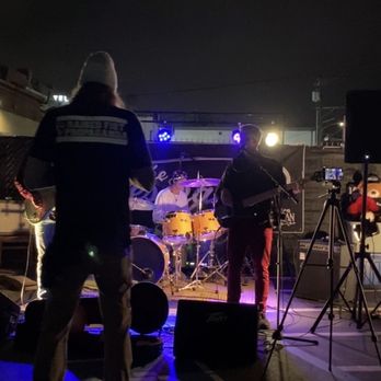 O’SIDE SPORTS BAR & GRILL - Updated August 2025 - 155 Photos & 243 ...