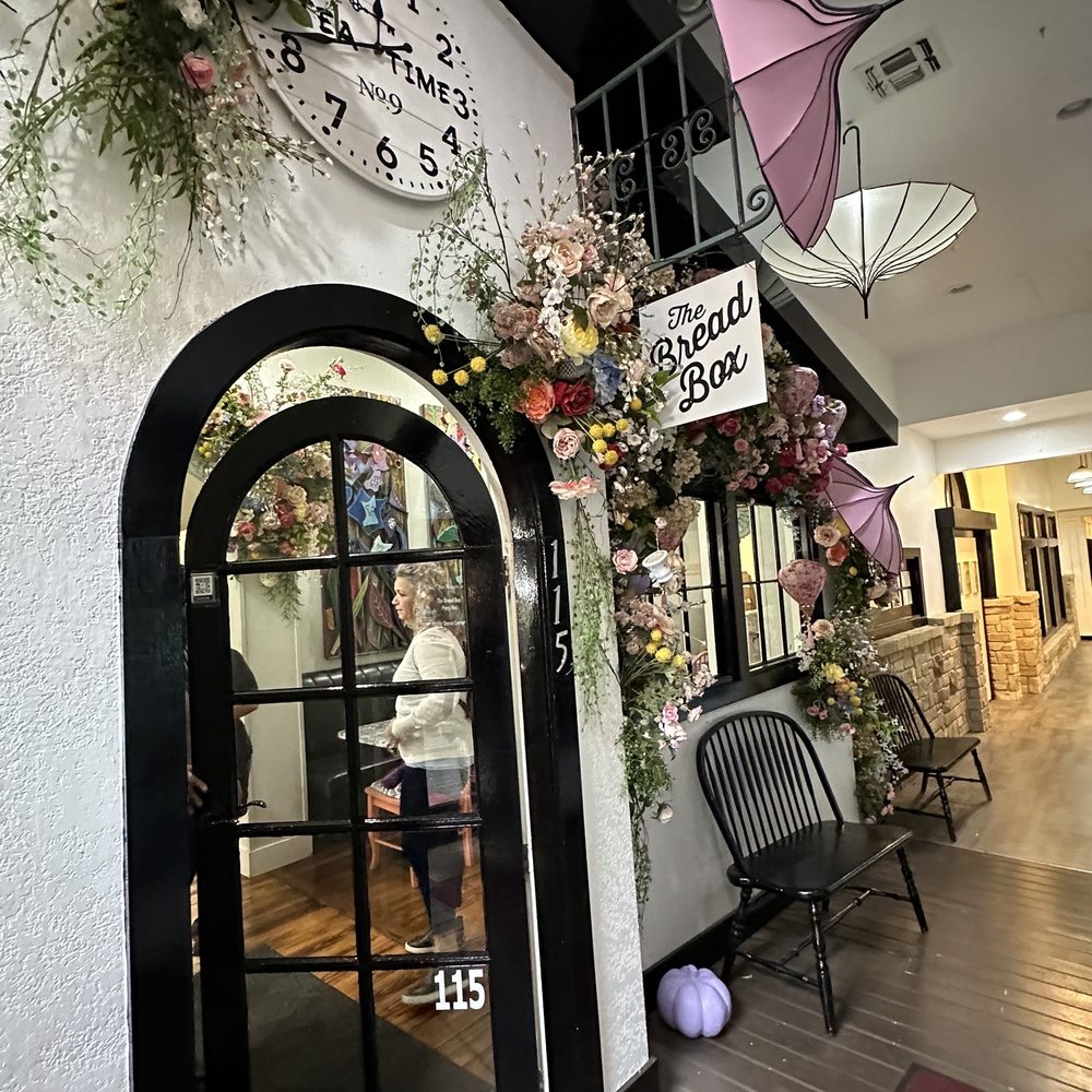The Bread Box - Entrance 12/2023 - Bakeries Near Me - San Antonio, Texas The Bread Box - Entrance 12/2023 - Bakeries Near Me - San Antonio, Texas