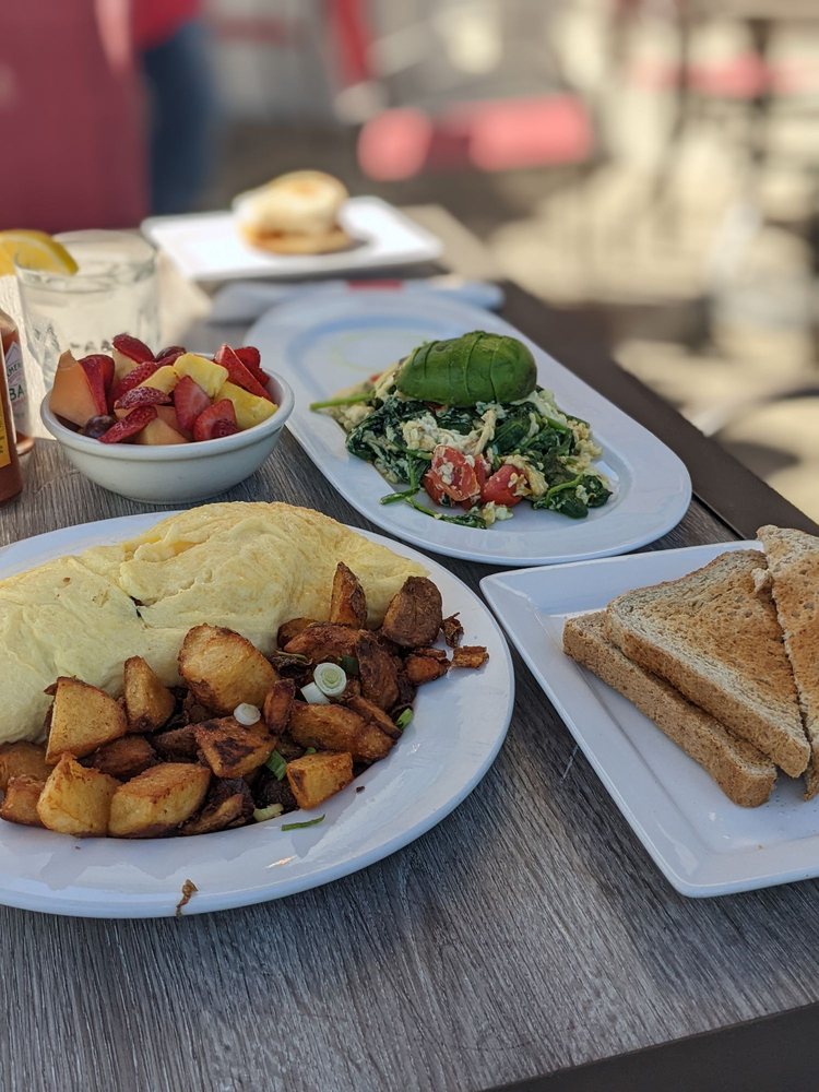 Zaina’s Bellini Cafe