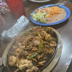 El DOS De Oros - Fajitas Jalisco