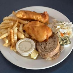 Ellis Inn