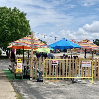 Sunny Side Up Cafe - Outdoor seating...sign of the times - Breakfast & Brunch Near Me - New Berlin, Wisconsin Sunny Side Up Cafe - Outdoor seating...sign of the times - Breakfast & Brunch Near Me - New Berlin, Wisconsin