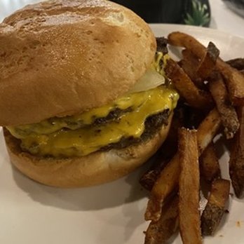 Yellowbelly - New American Near Me - St. Louis, Missouri